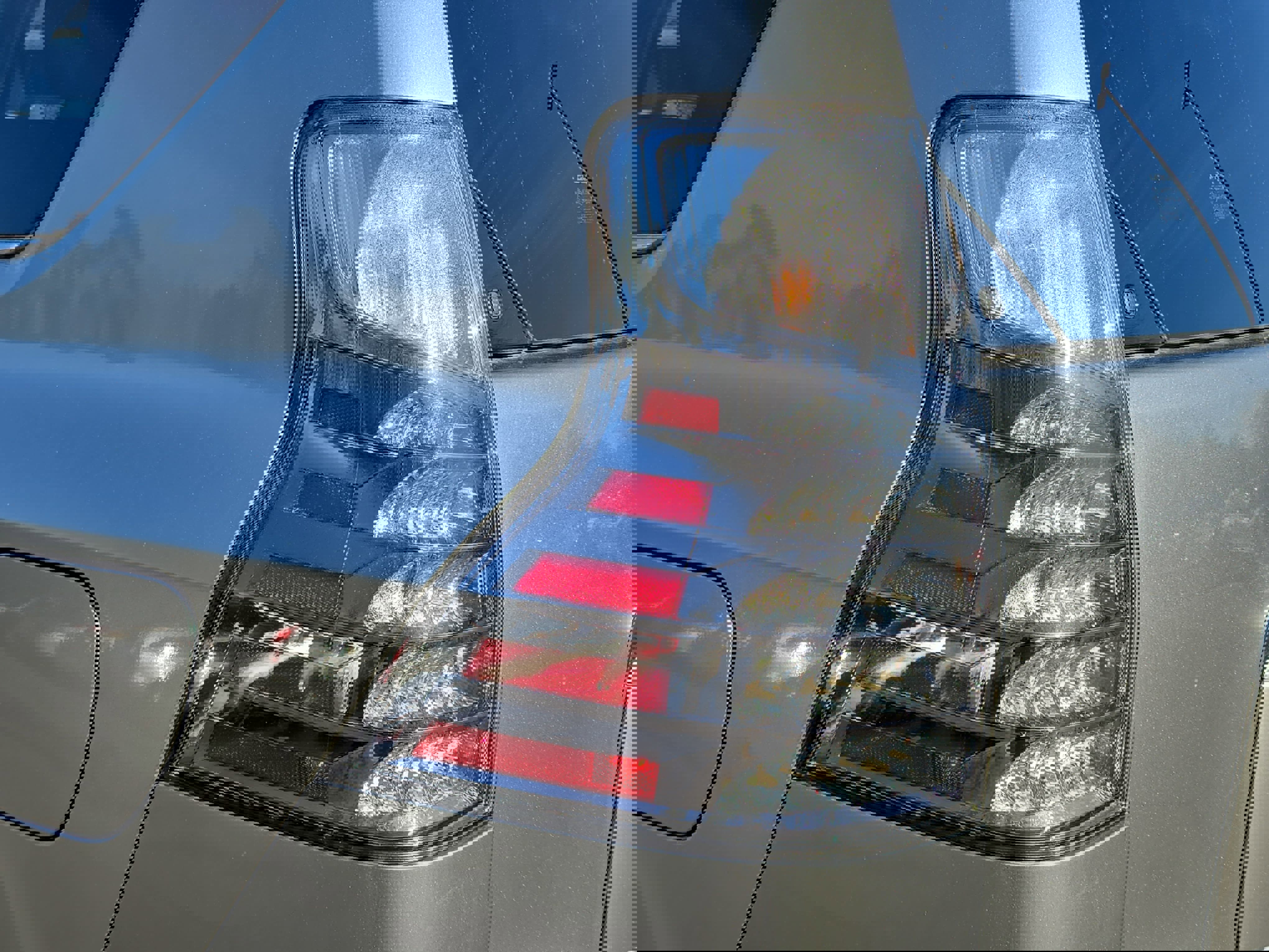 Used 2021 Lexus GX 460 Premium w/ Premium Package image 35