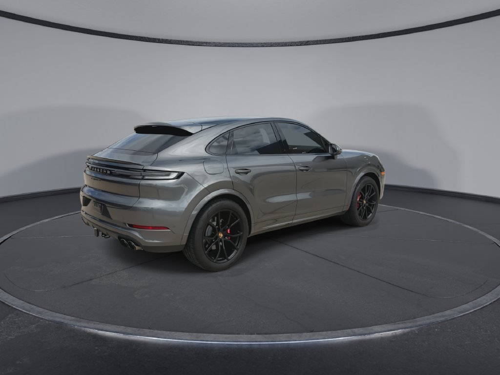 Used 2025 Porsche Cayenne S AWD/4WD image 8