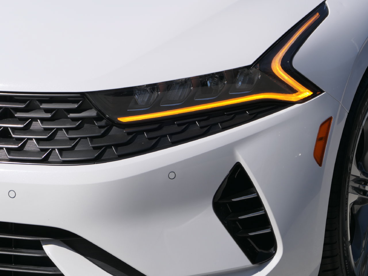 Certified 2024 Kia K5 EX w/ EX Premium Package FWD image 9