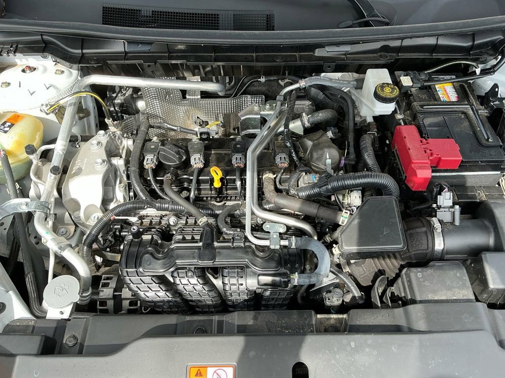 Used 2024 Mitsubishi Outlander SE Black Edition FWD image 25