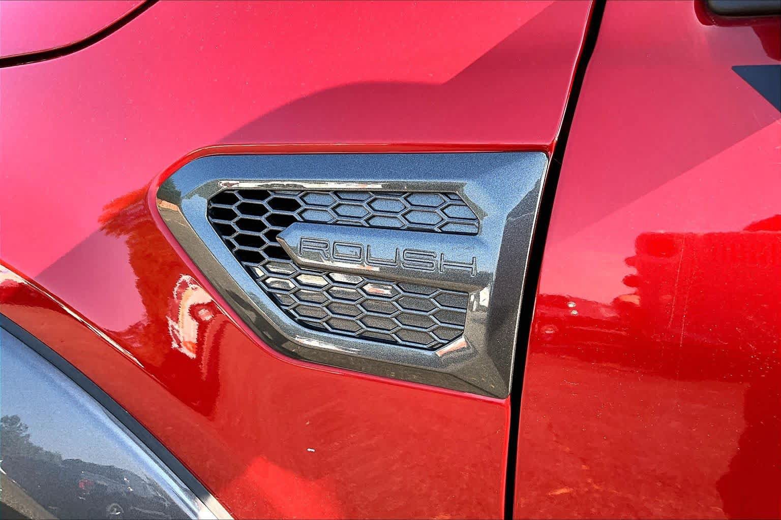 Used 2019 Ford Ranger XLT w/ Equipment Group 302A Luxury AWD/4WD image 10