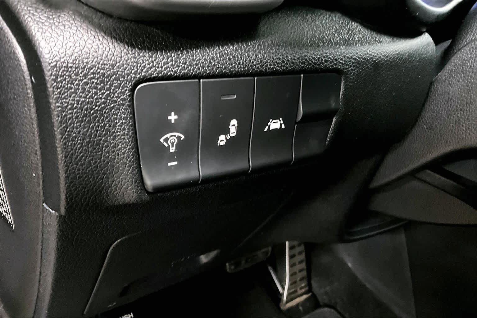 Used 2022 Kia Sportage Nightfall Edition AWD/4WD image 52