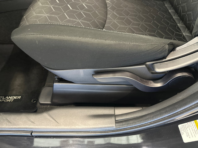 Used 2024 Mitsubishi Outlander Sport AWD image 23