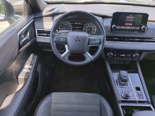 Used 2022 Mitsubishi Outlander SE FWD image 17