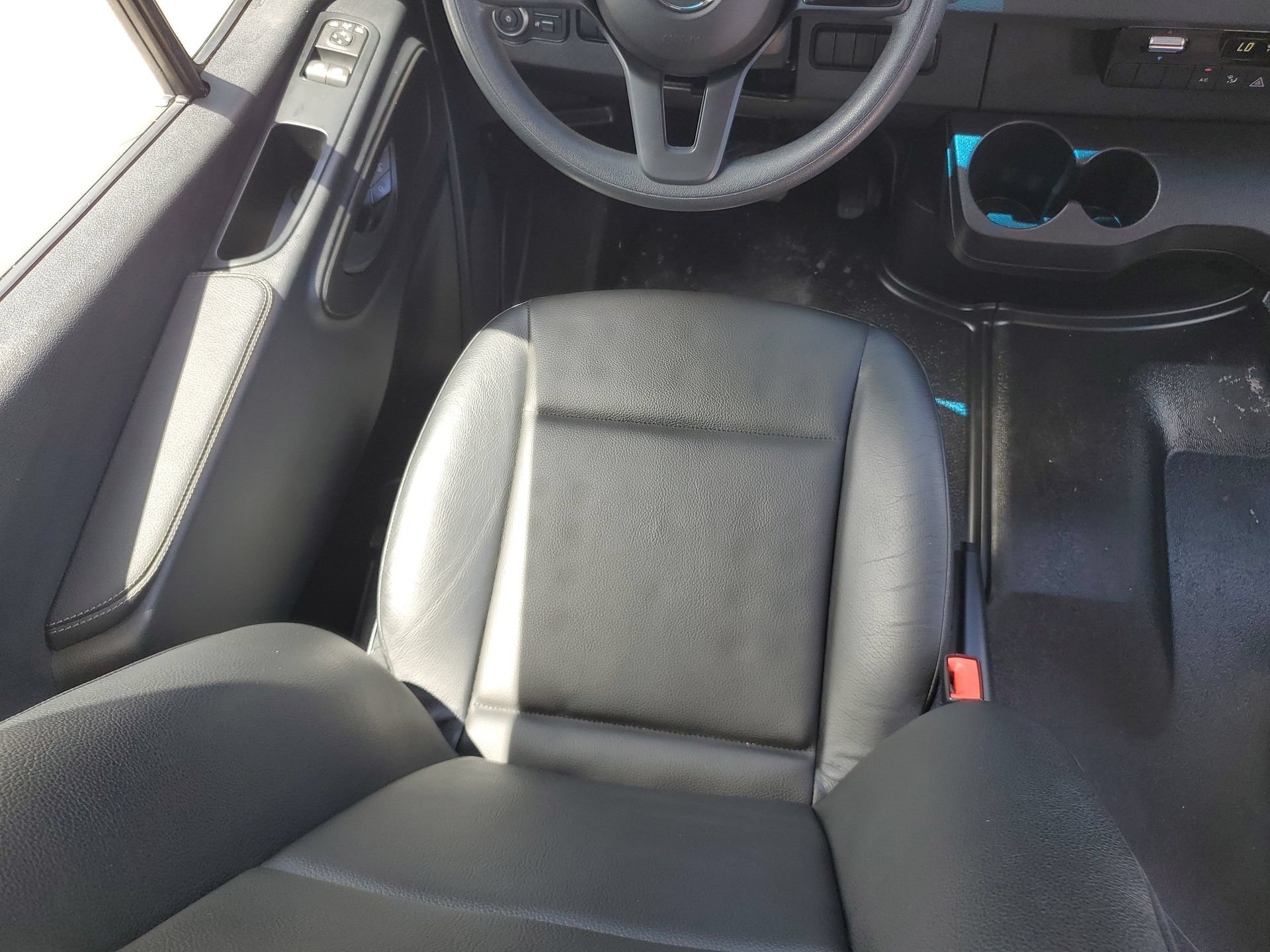 Used 2023 Mercedes-Benz Sprinter 2500 image 13