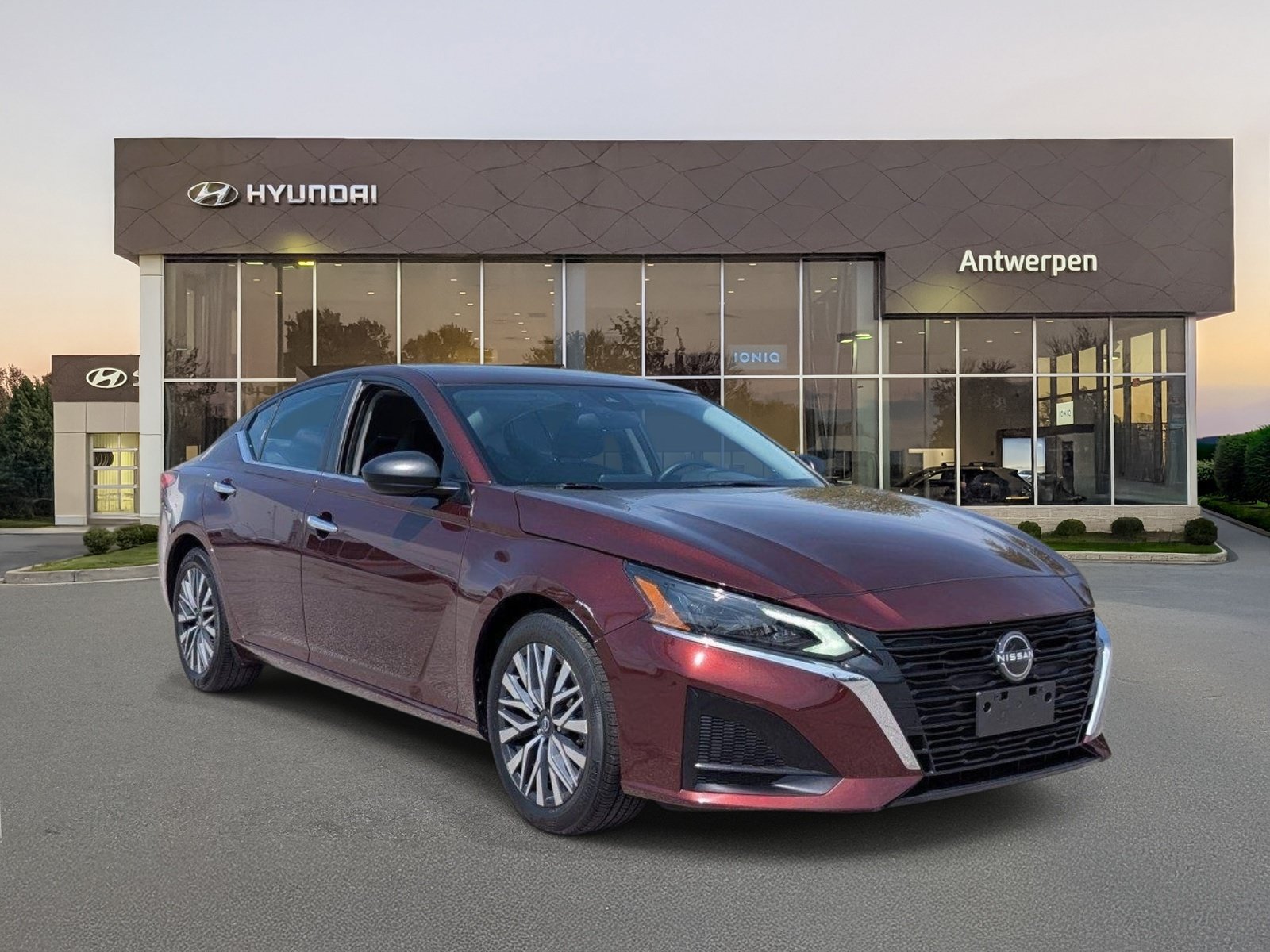 Used 2024 Nissan Altima 2.5 SV