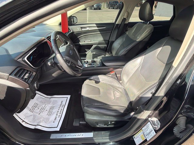Used 2019 Ford Fusion Titanium FWD image 23