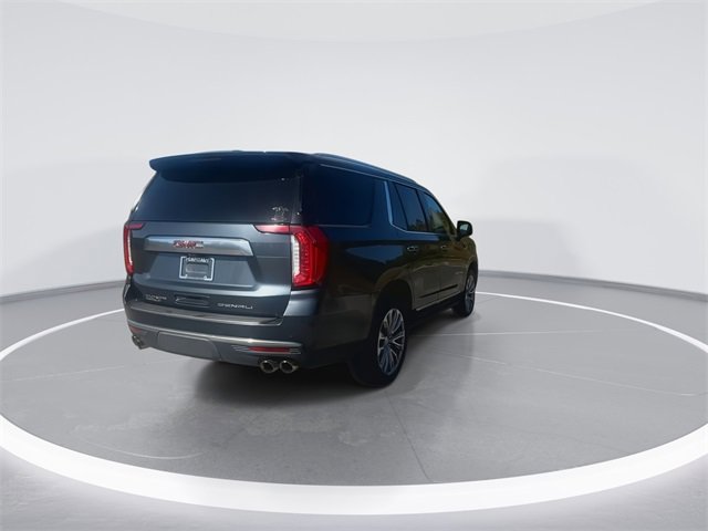 Used 2021 GMC Yukon Denali w/ Denali Premium Package image 11