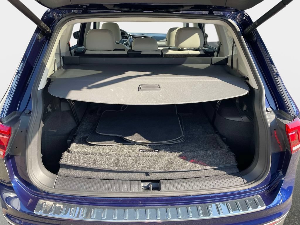 Used 2023 Volkswagen Tiguan SE FWD image 13