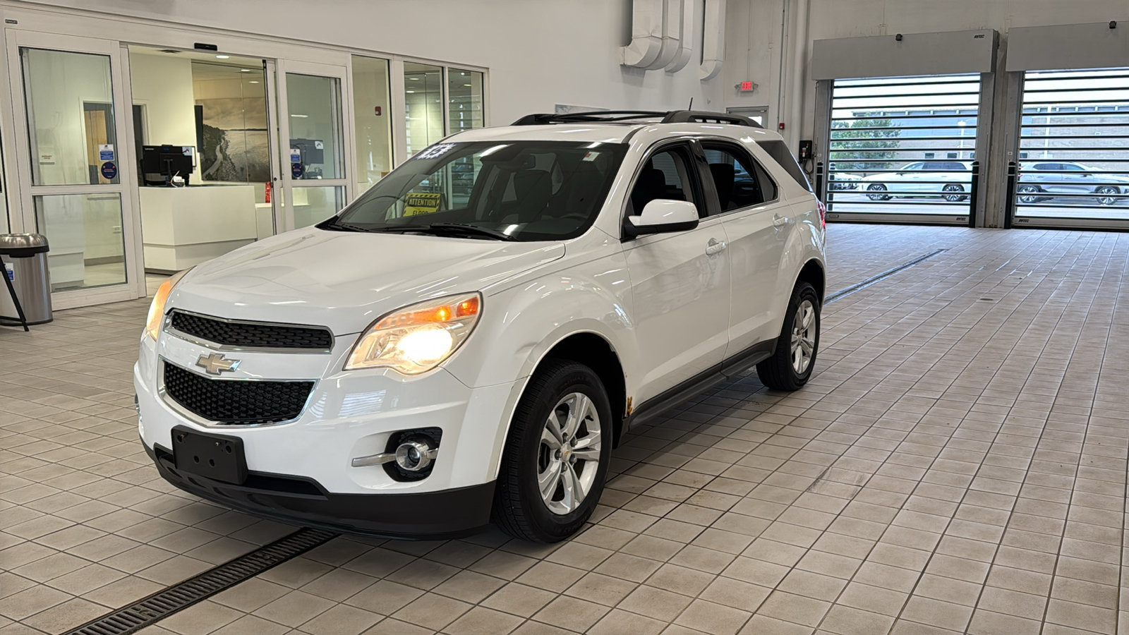 Used 2015 Chevrolet Equinox LT w/ Power Convenience Package FWD image 9