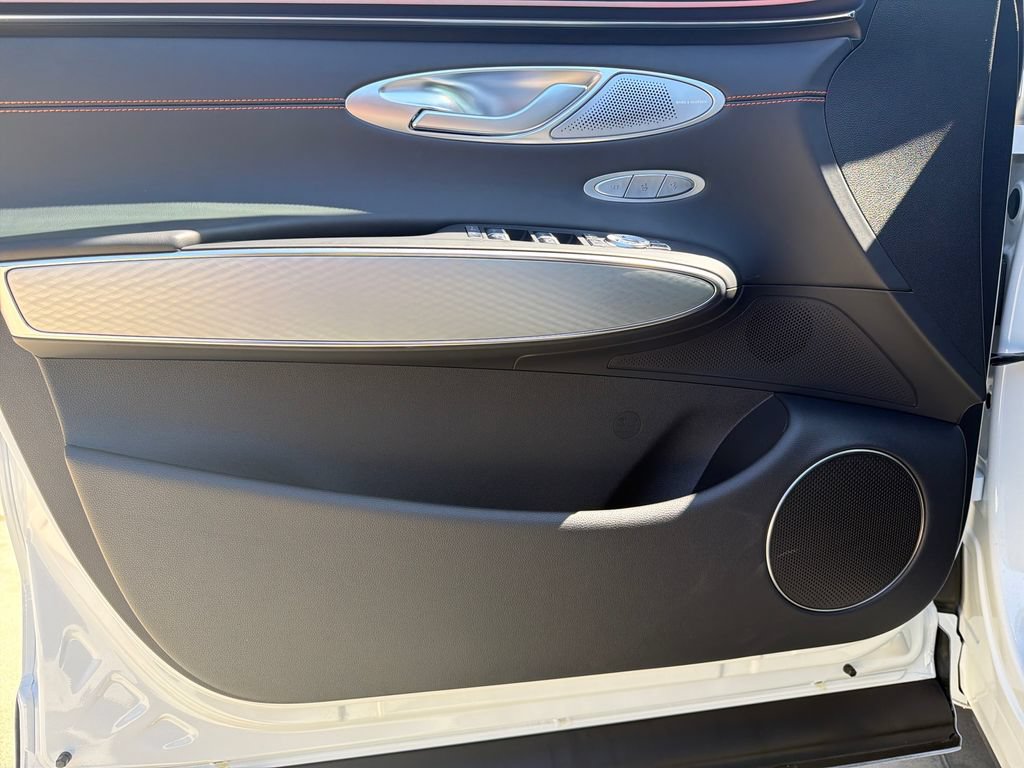 New 2026 Genesis GV70 2.5T Sport Prestige AWD/4WD image 10