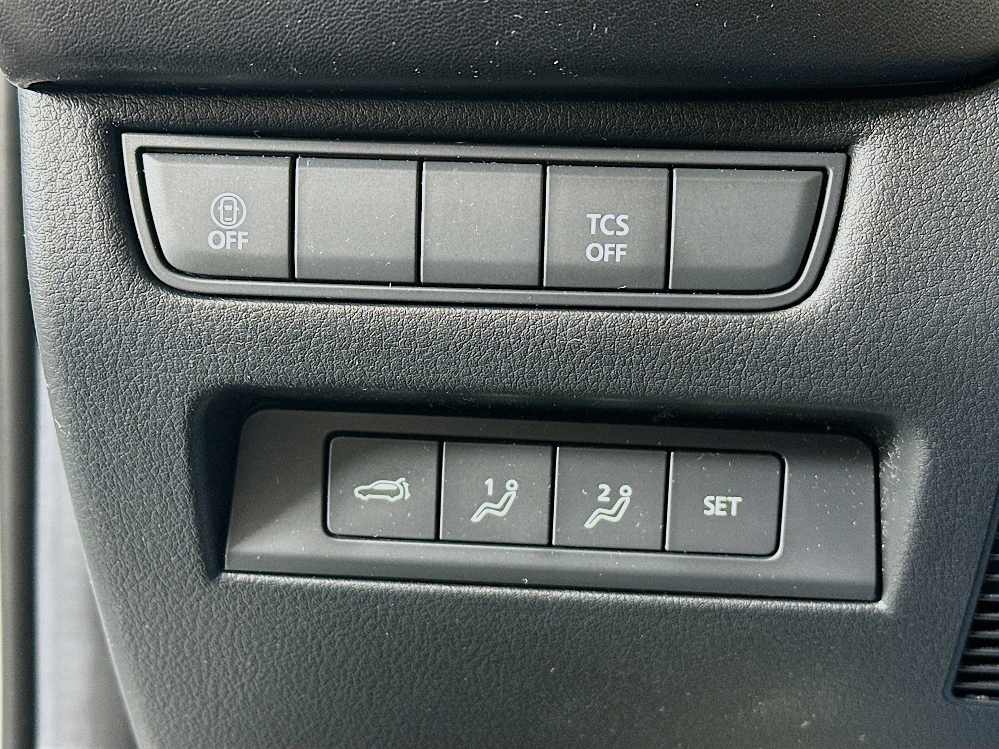 Used 2025 MAZDA CX-50 AWD 2.5 S w/ Premium Plus Pkg image 17