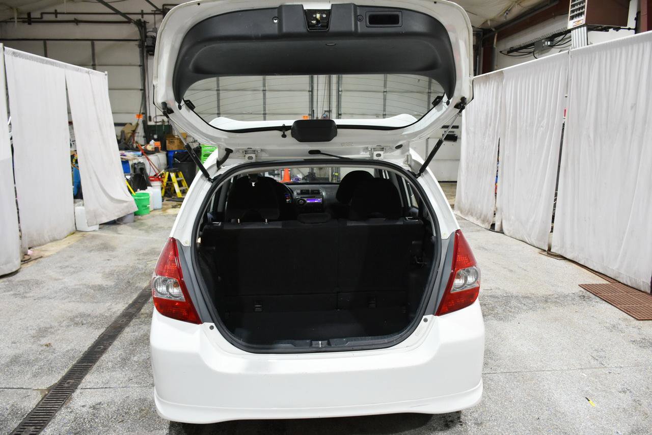 Used 2007 Honda Fit Sport image 23