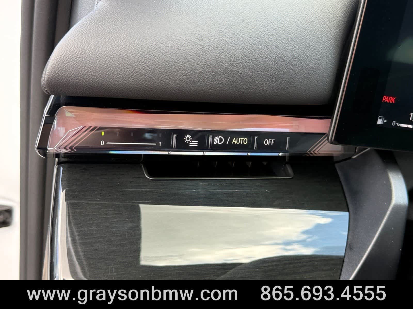 Used 2026 BMW 540i xDrive AWD/4WD image 32