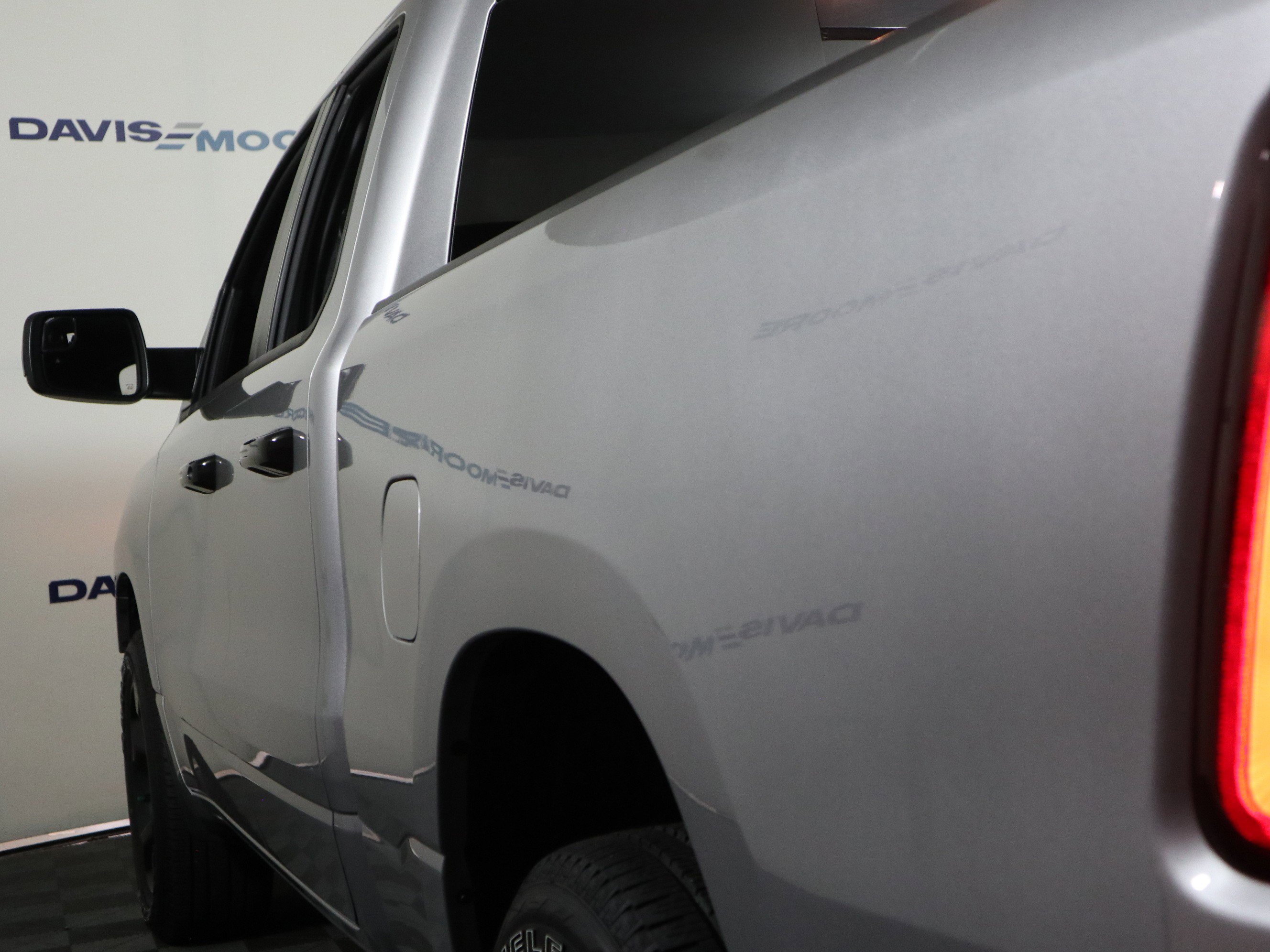 Used 2024 RAM 1500 Tradesman w/ Night Edition image 10