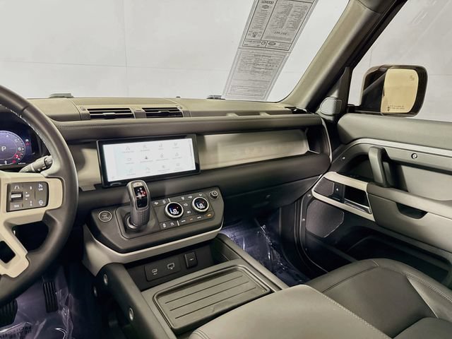 Certified 2024 Land Rover Defender 110 S AWD/4WD image 26