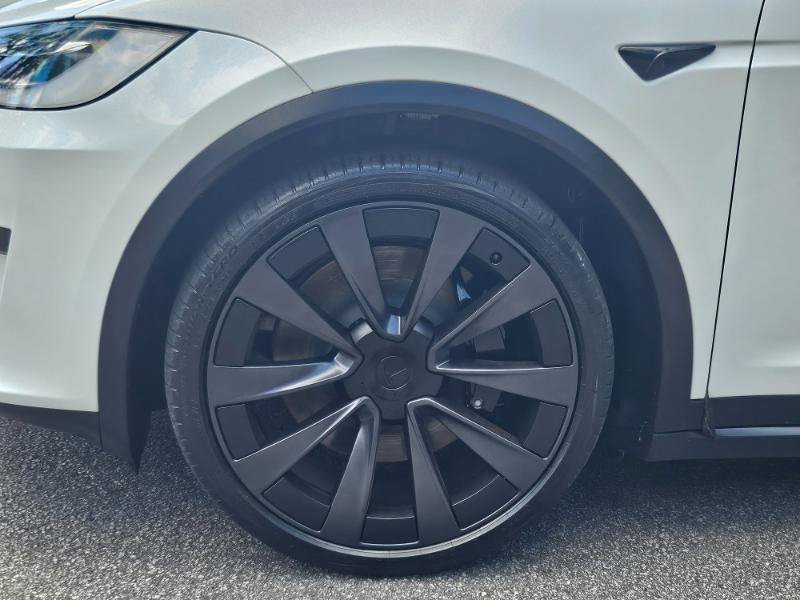 Used 2023 Tesla Model X AWD/4WD image 17
