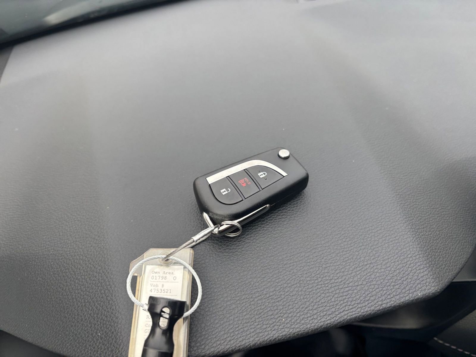 Used 2025 Toyota RAV4 LE image 21