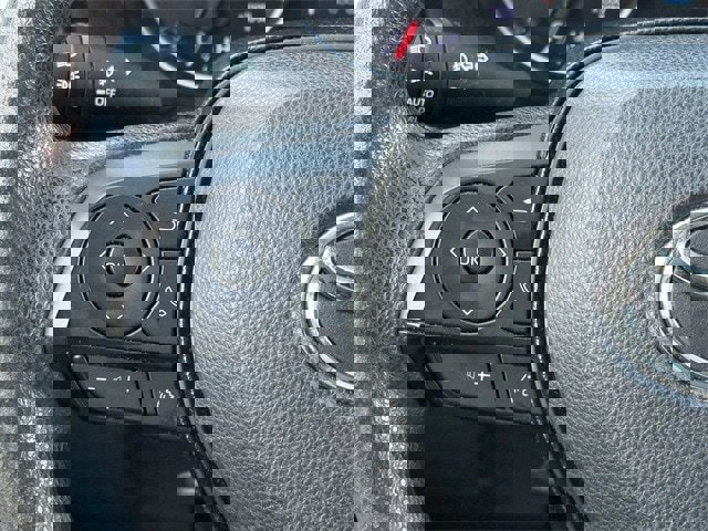 Used 2020 Toyota RAV4 XLE image 12