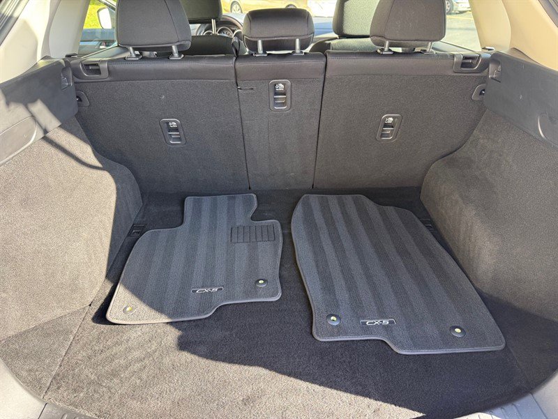 Used 2018 MAZDA CX-5 Sport image 26