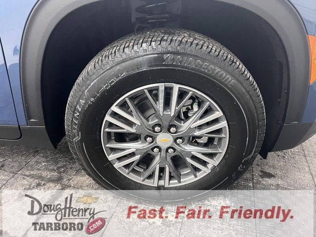 New 2026 Chevrolet Traverse LT w/ Driver Confidence Package FWD image 19