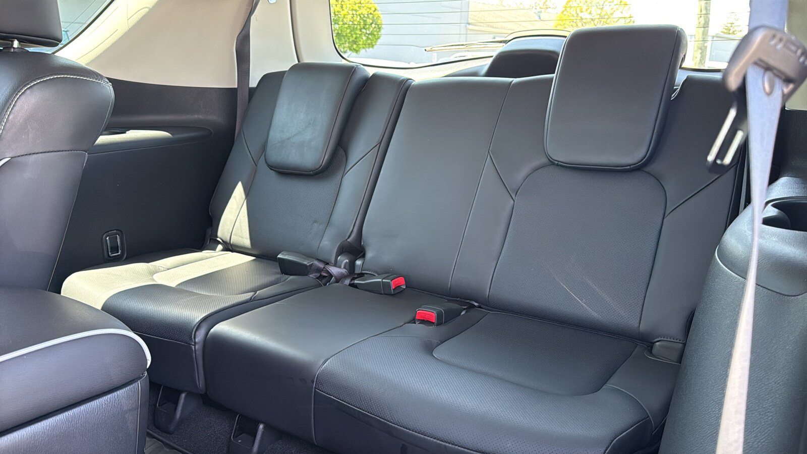 Used 2021 INFINITI QX80 Premium Select w/ All-Season Package AWD/4WD image 28