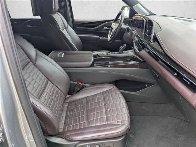 Used 2023 Cadillac Escalade Sport Platinum w/ Heavy-Duty Trailer Package image 24