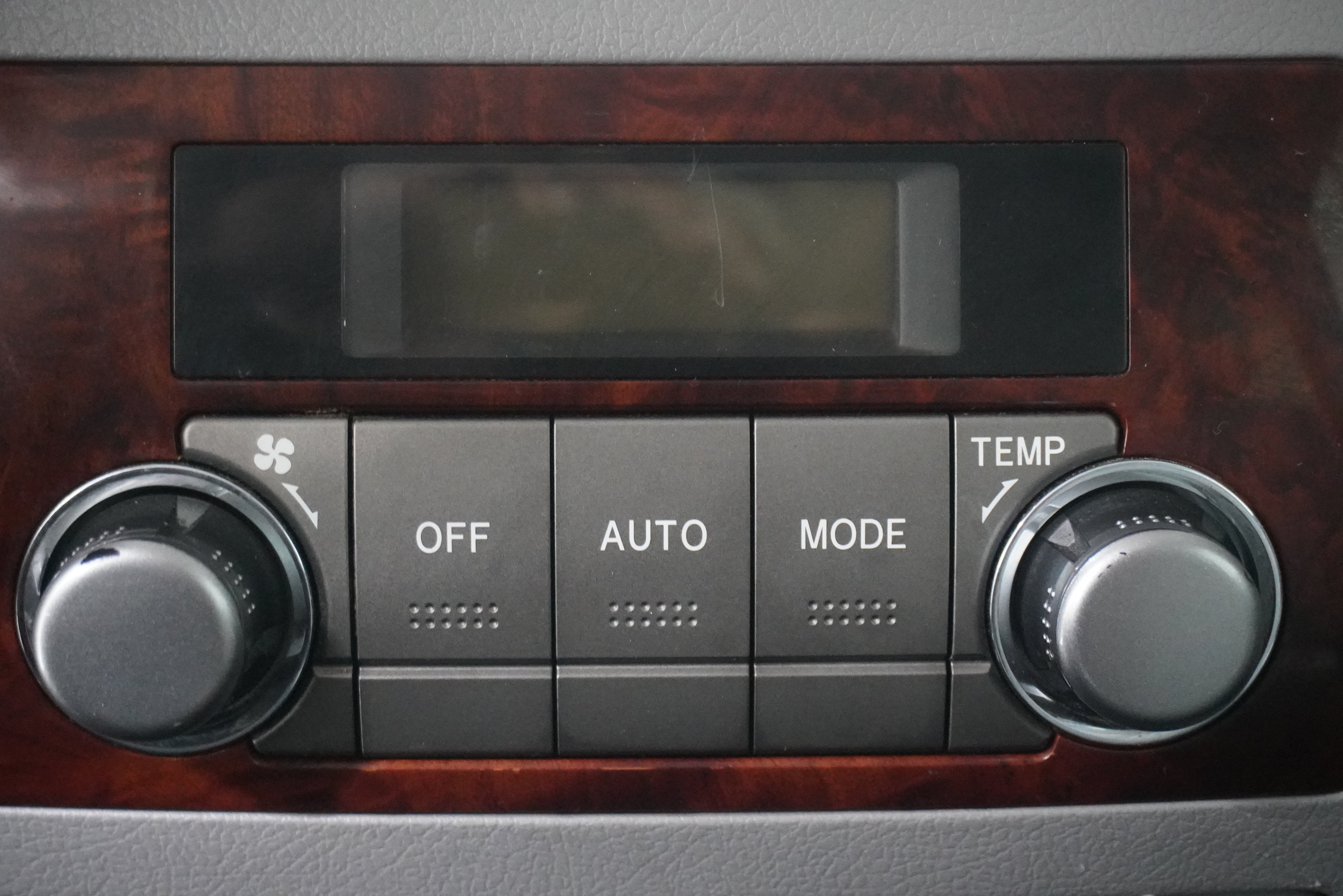 Used 2012 Toyota Highlander Limited AWD/4WD image 14
