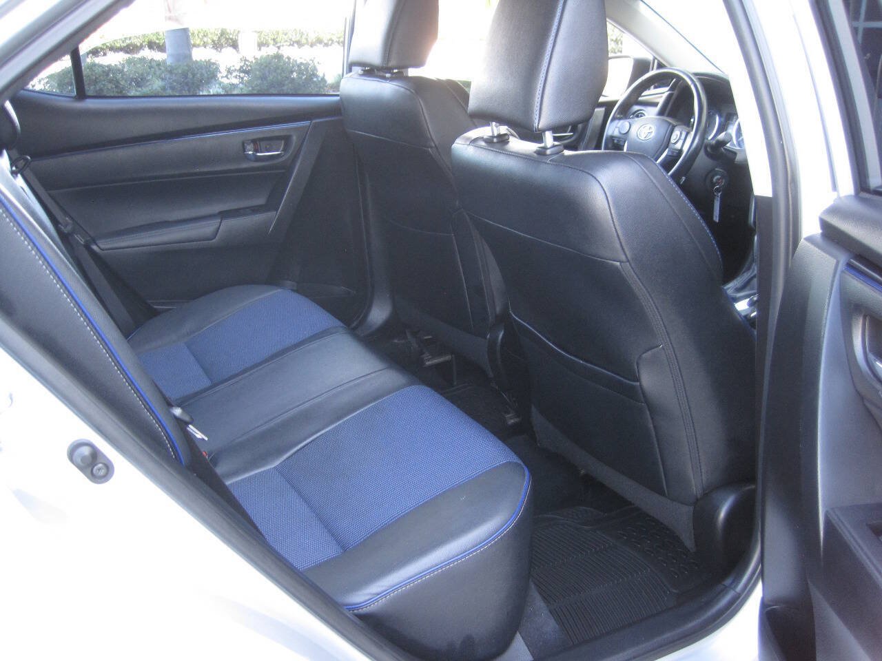 Used 2017 Toyota Corolla SE w/ Protection Package FWD image 29