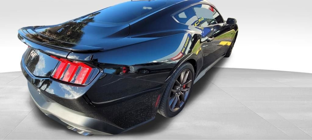 Used 2024 Ford Mustang GT Premium RWD image 8