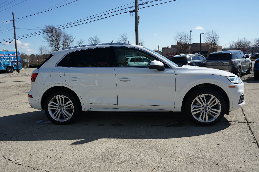 Used 2018 Audi Q5 2.0T Premium Plus w/ Premium Plus Package AWD/4WD image 4
