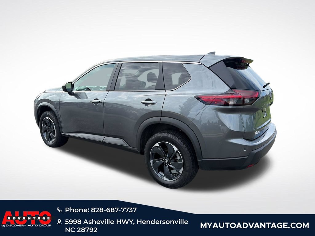 Used 2025 Nissan Rogue SV AWD/4WD image 5