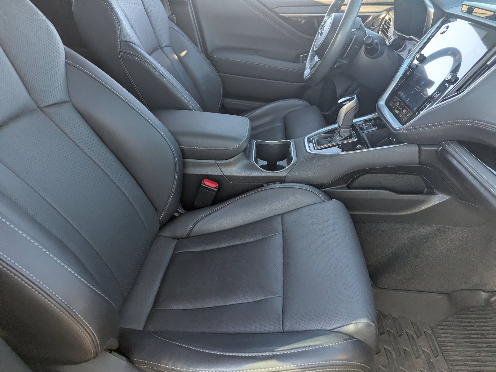 Used 2021 Subaru Outback Limited AWD/4WD image 10