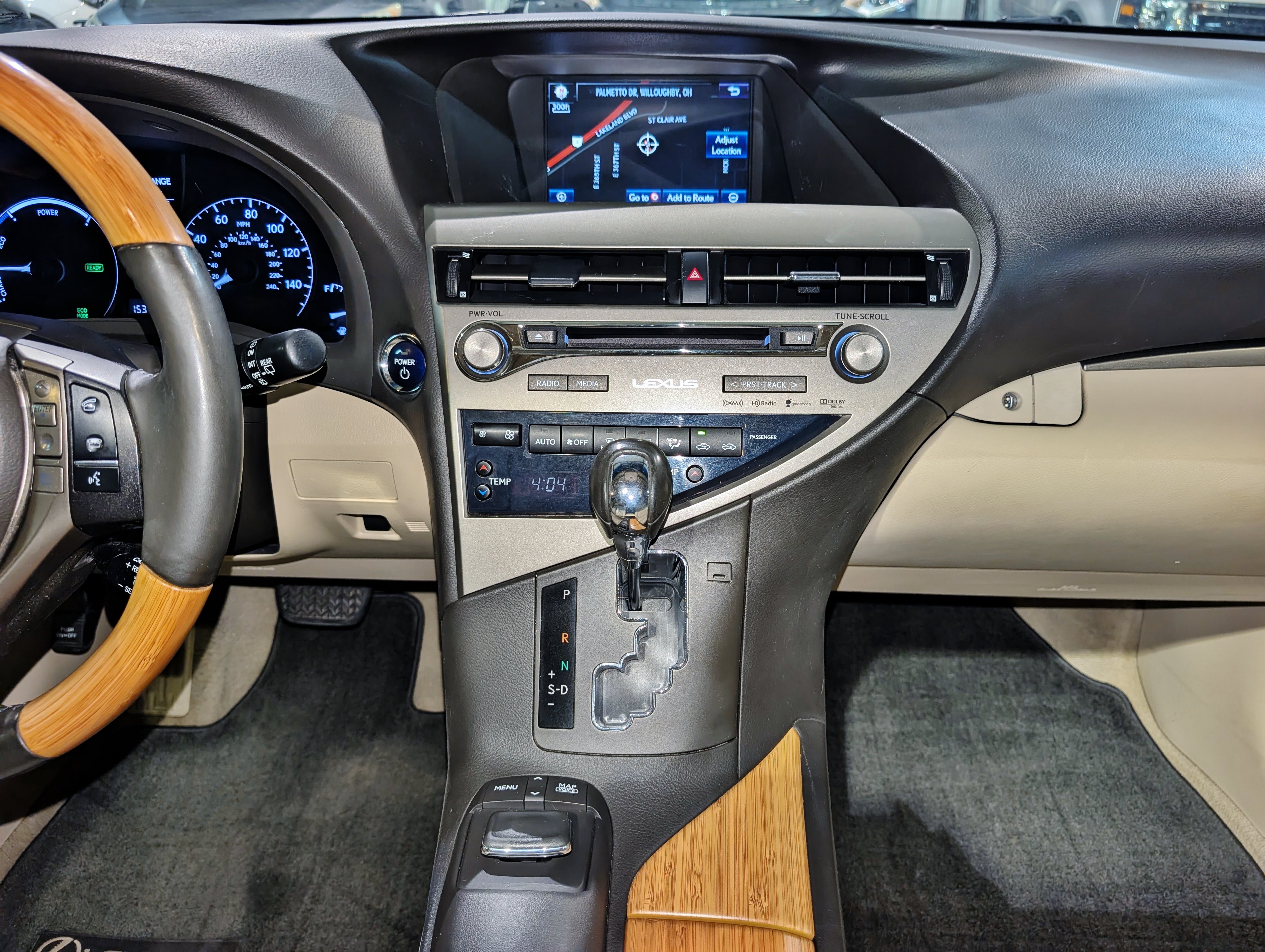 Used 2015 Lexus RX 450h AWD image 37