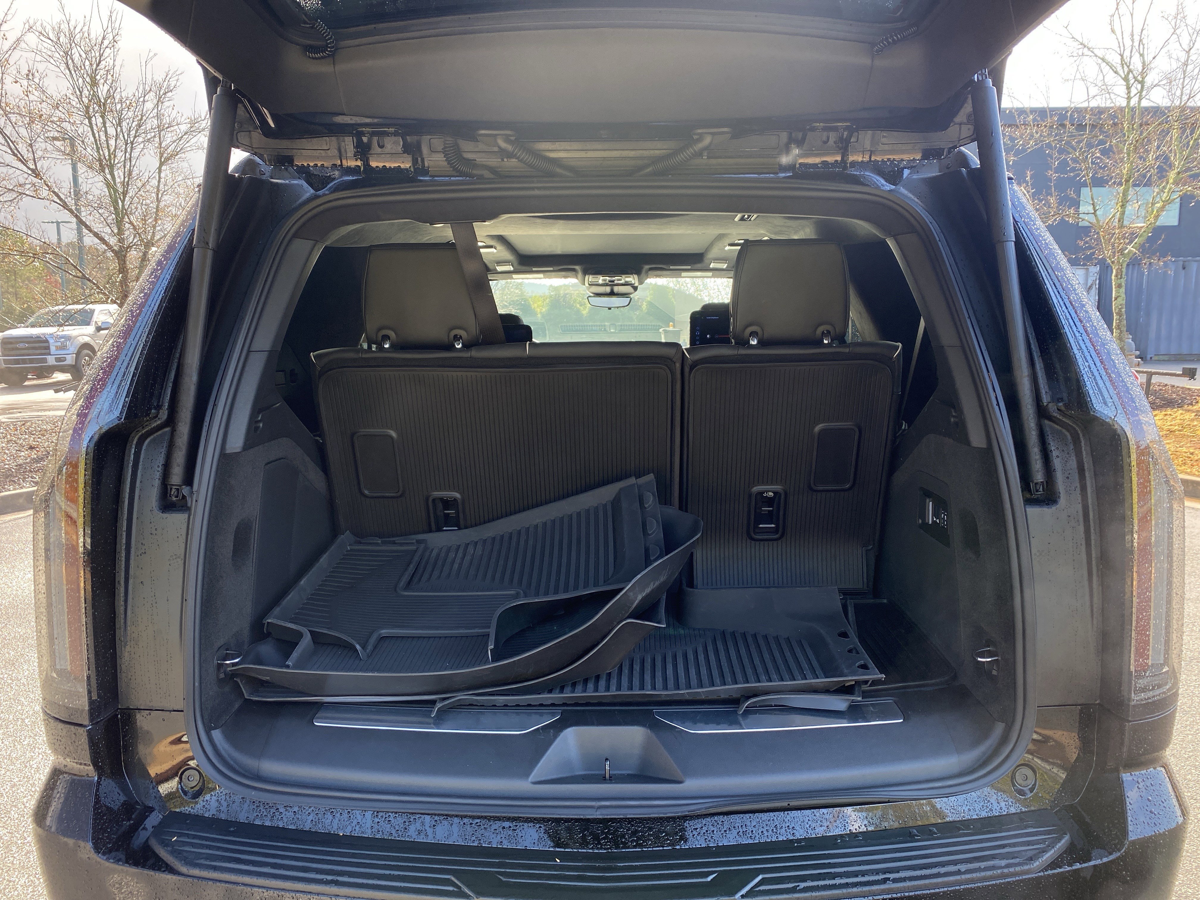 Used 2025 Cadillac Escalade V image 58