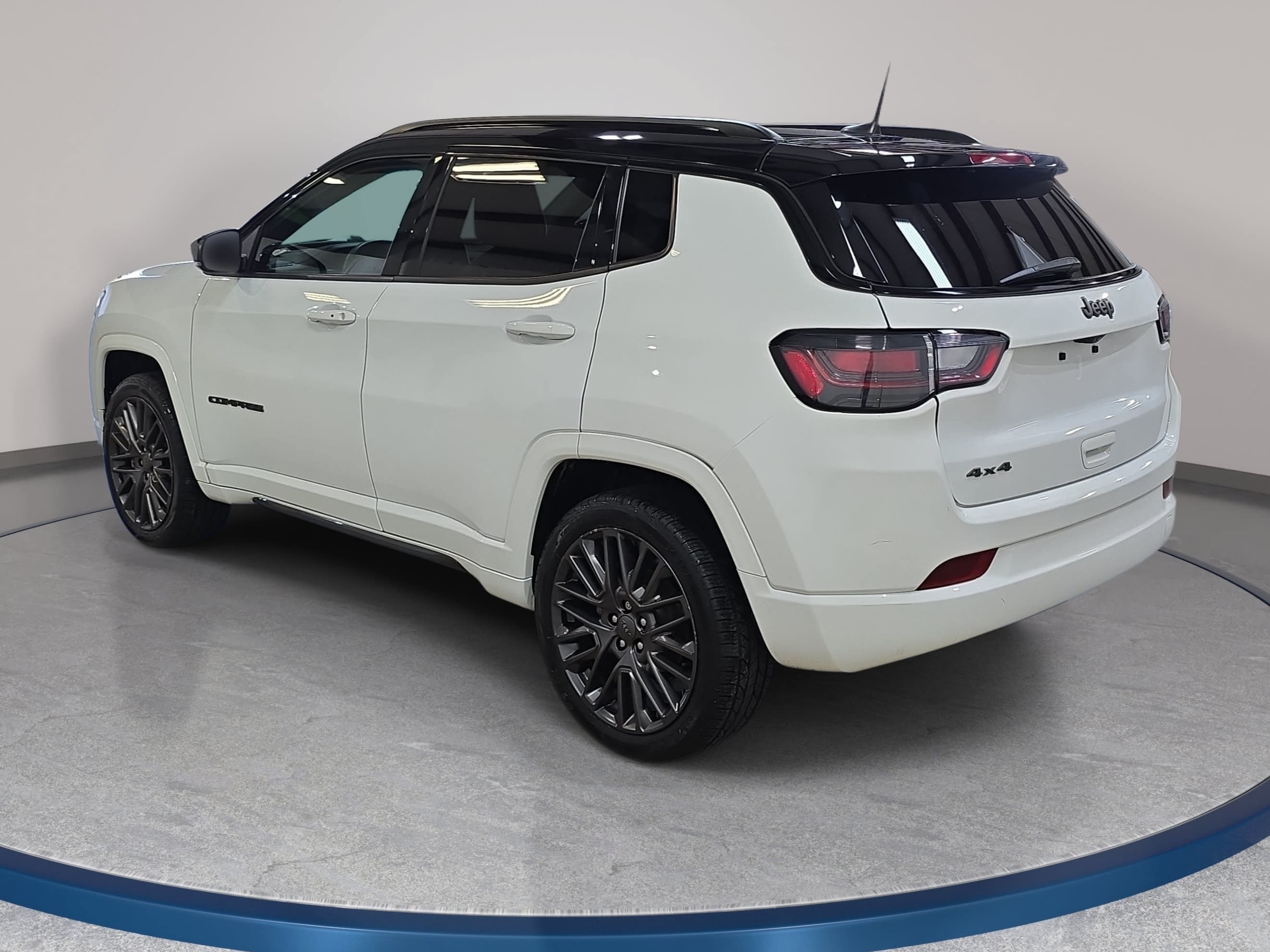 Used 2022 Jeep Compass High Altitude AWD/4WD image 8