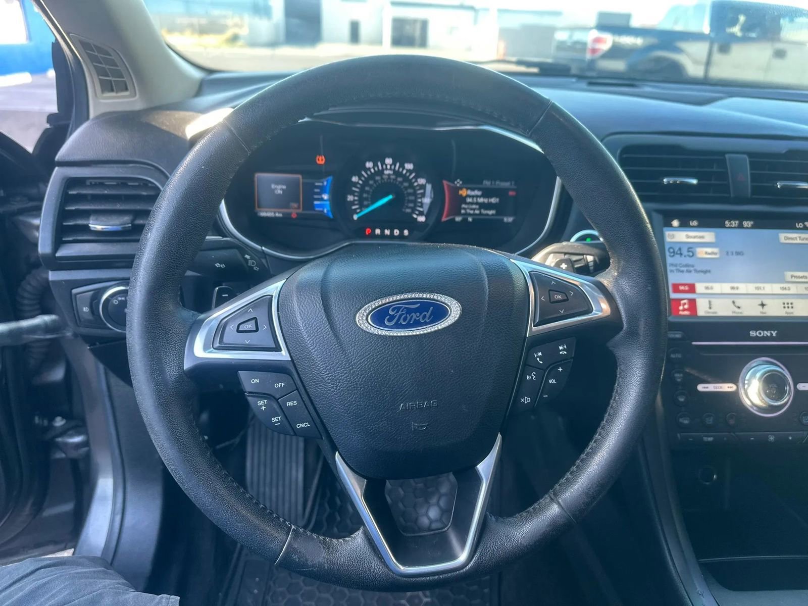 Used 2017 Ford Fusion Titanium FWD image 10