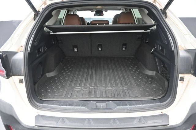 Used 2020 Subaru Outback Touring XT AWD/4WD image 36