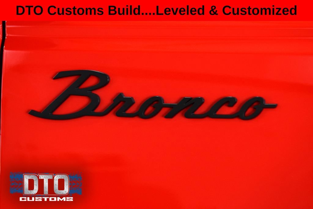 Used 2023 Ford Bronco Wildtrak AWD/4WD image 14