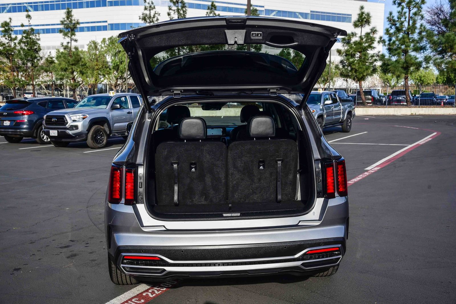 Used 2024 Kia Sorento EX w/ Panoramic Sunroof Package image 29