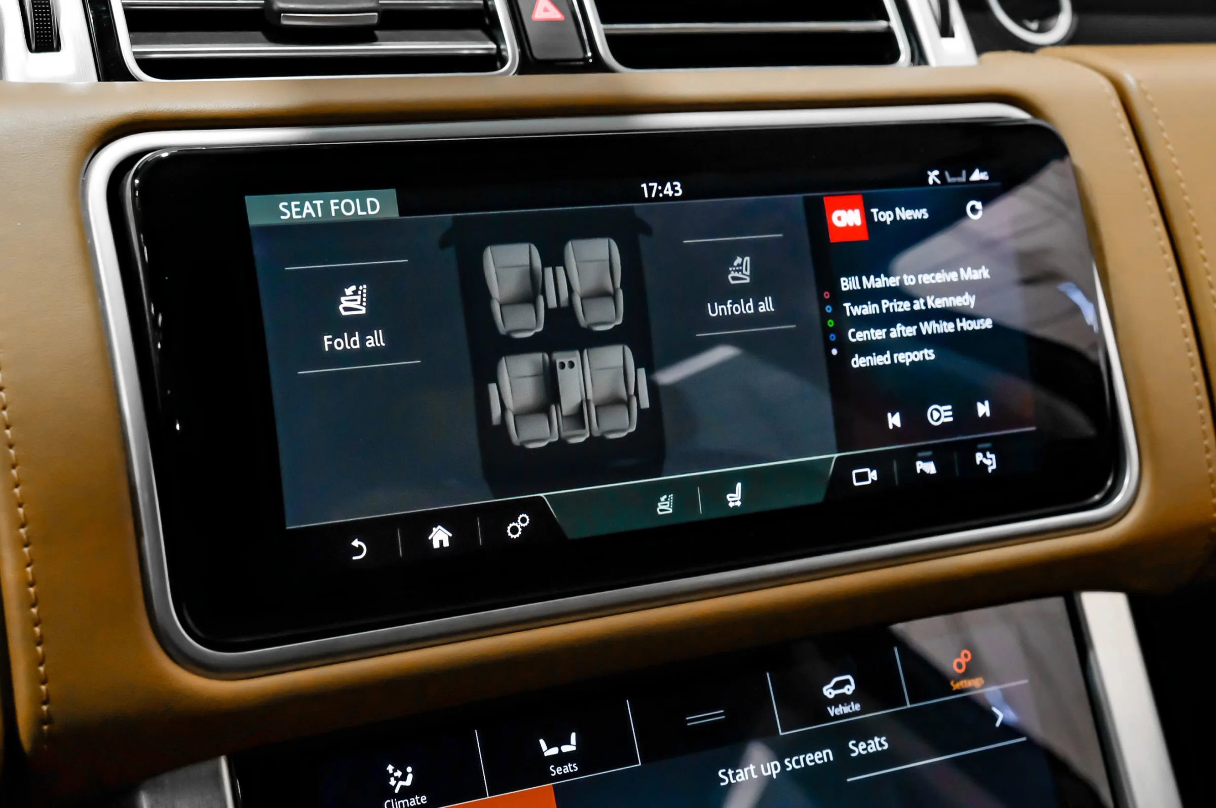 Used 2019 Land Rover Range Rover Long Wheelbase Autobiography image 35