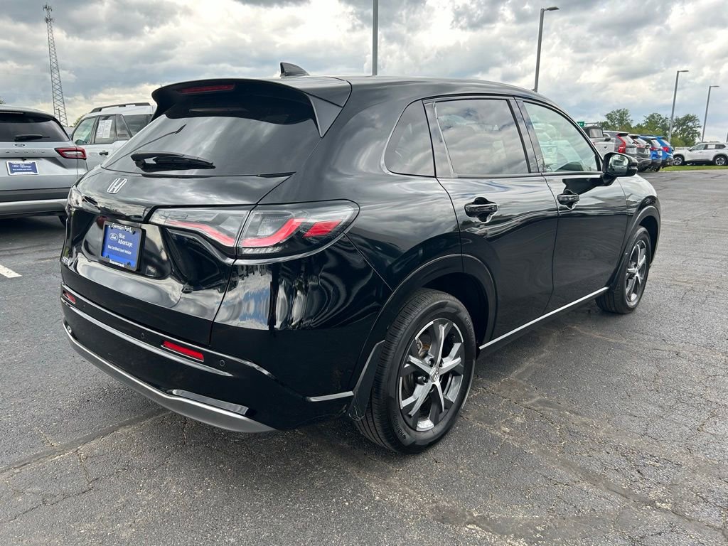 Used 2024 Honda HR-V EX-L image 8