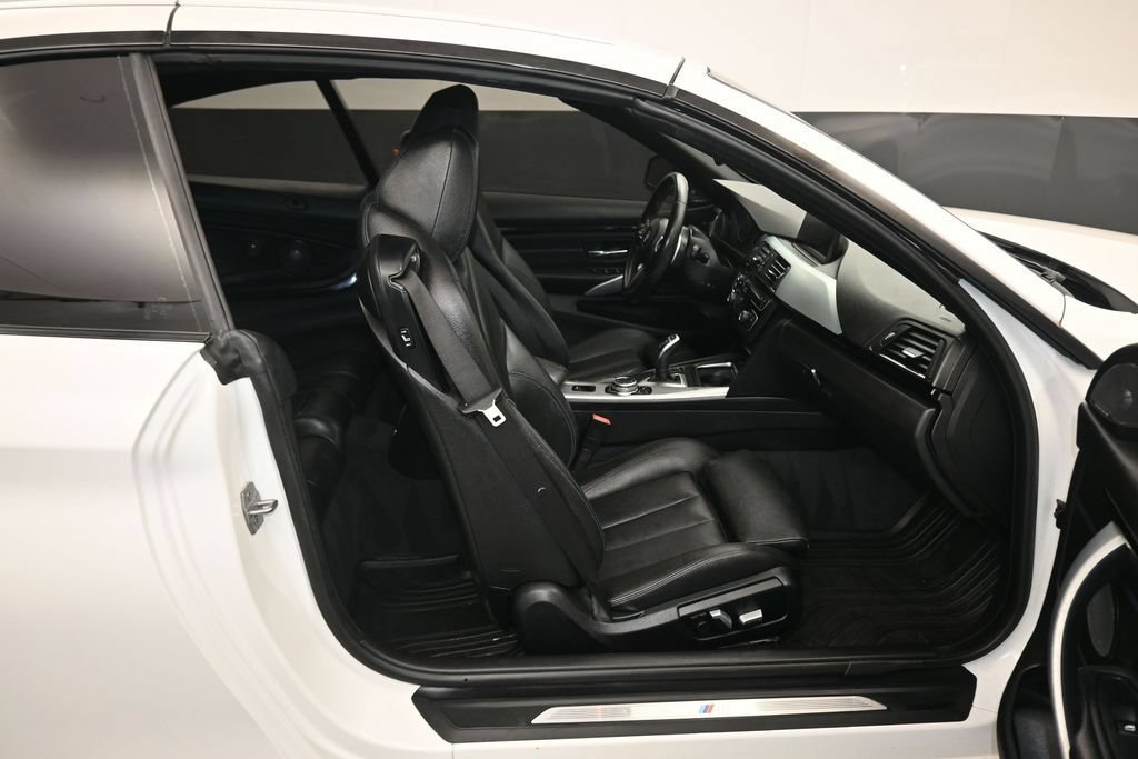 Used 2016 BMW 435i xDrive Convertible AWD/4WD image 37