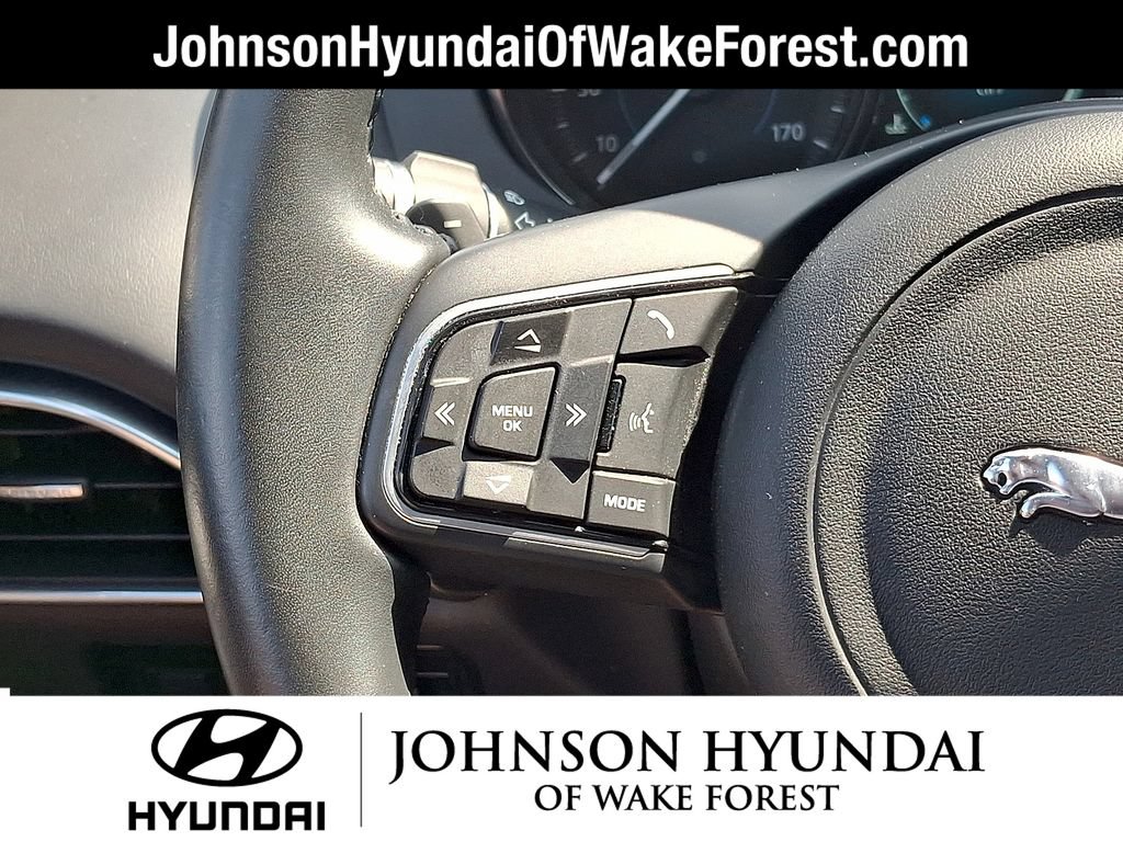 Used 2020 Jaguar F-PACE Premium AWD/4WD image 17