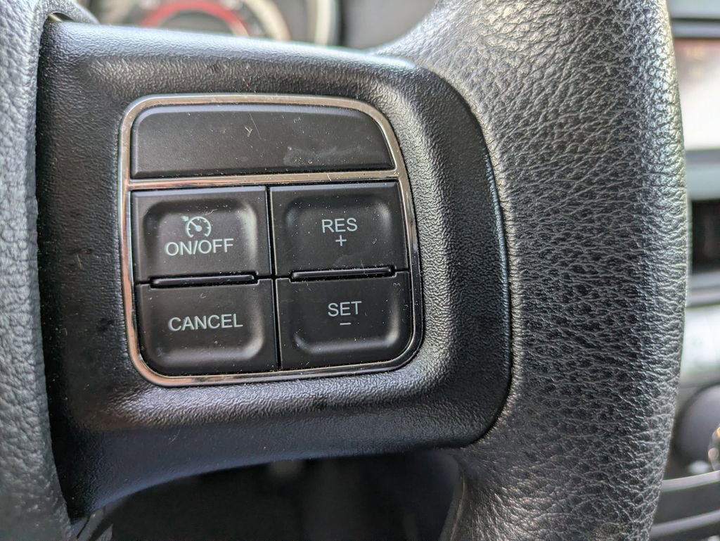 Used 2015 Dodge Journey American Value Package w/ Flexible Seating Group image 16