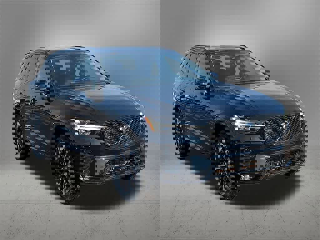 Used 2026 Volvo XC60 B5 Plus w/ Protection Package Premier image 8