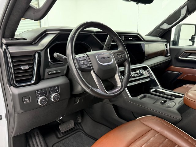 Used 2024 GMC Sierra 2500 Denali Ultimate w/ Max Trailering Package image 10