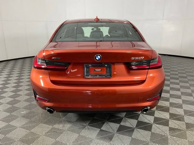 Used 2022 BMW 330i xDrive Sedan w/ Premium Package AWD/4WD image 5