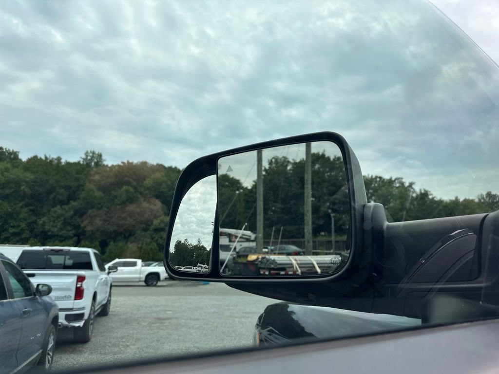 Used 2022 RAM 3500 Limited AWD/4WD image 24