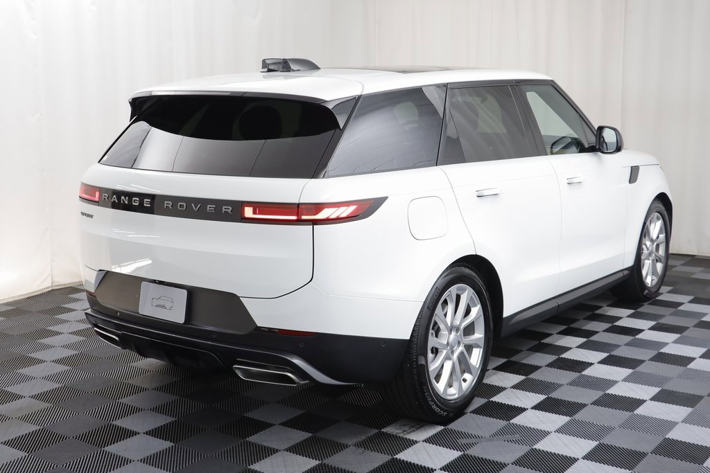 Certified 2025 Land Rover Range Rover Sport SE image 18